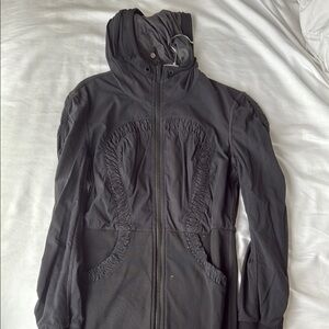 Lululemon Define Hooded Jacket
Nulu